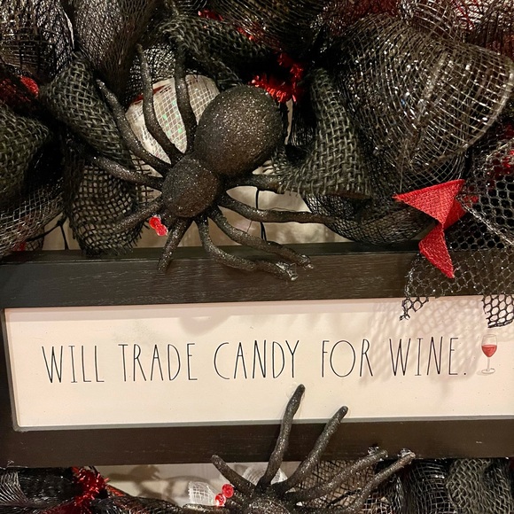 RAE DUNN SPOOKY & FUNNY HALLOWEEN WREATH “Will Trade Candy for WINE!!” - Picture 3 of 12